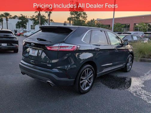 BALTIC SEA GREEN METALLIC 2019 Ford Edge Titanium