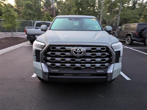 2024 Toyota Tundra Platinum