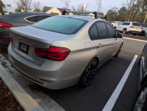 2018 BMW 330 330i