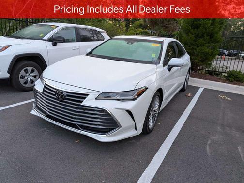 Wind Chill Pearl 2022 Toyota Avalon Limited