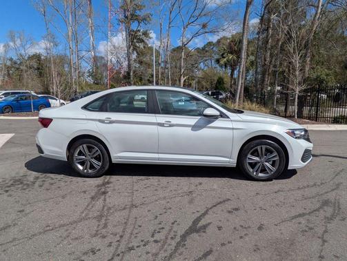 2023 Volkswagen Jetta 1.5T SE