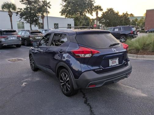 2019 Nissan Kicks SV