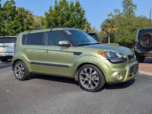 Alien Pearl Metallic 2013 Kia Soul !