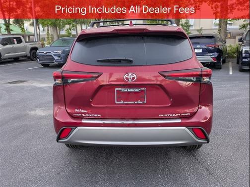 Ruby Flare Pearl 2026 Toyota Highlander Platinum