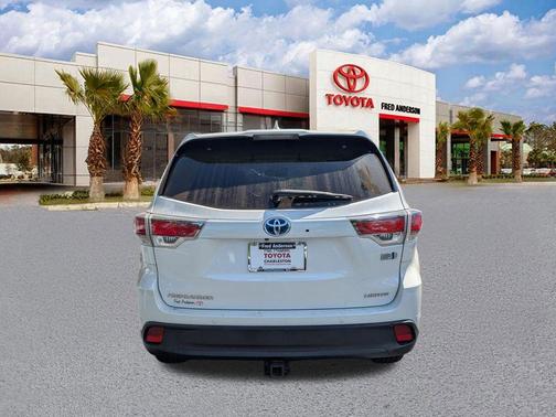 Blizzard Pearl 2015 Toyota Highlander Hybrid Limited