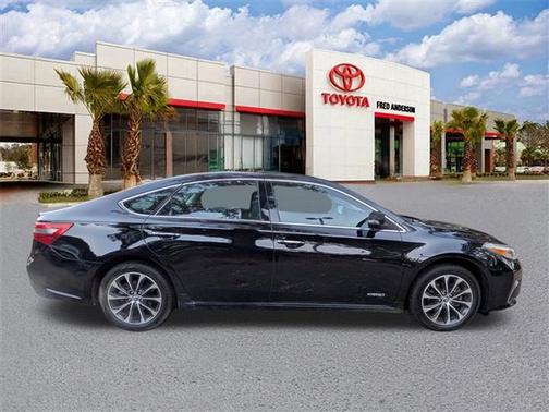 2016 Toyota Avalon Hybrid XLE Premium
