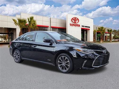 2016 Toyota Avalon Hybrid XLE Premium