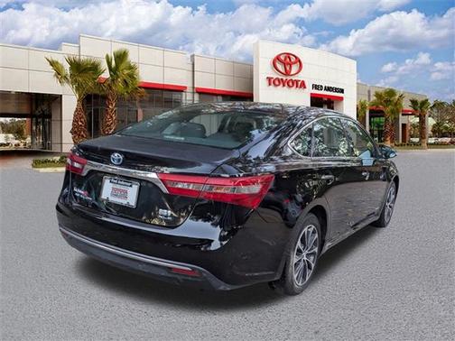 2016 Toyota Avalon Hybrid XLE Premium