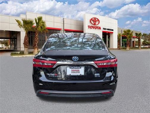 2016 Toyota Avalon Hybrid XLE Premium