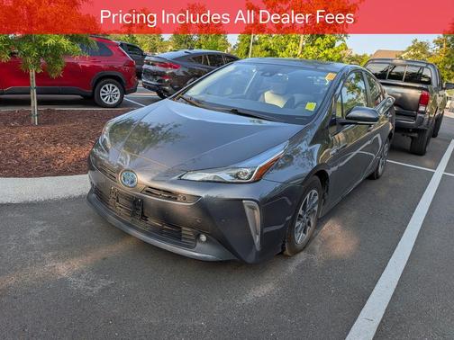 Magnetic Gray Metallic 2022 Toyota Prius XLE