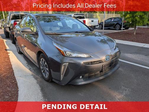 Magnetic Gray Metallic 2022 Toyota Prius XLE