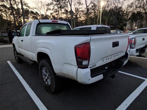 2018 Toyota Tacoma SR