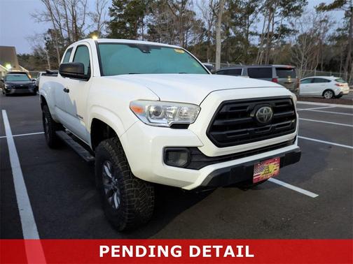 2018 Toyota Tacoma SR