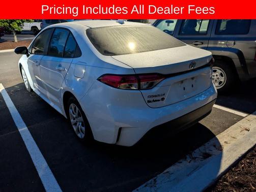 Ice Cap 2024 Toyota Corolla LE