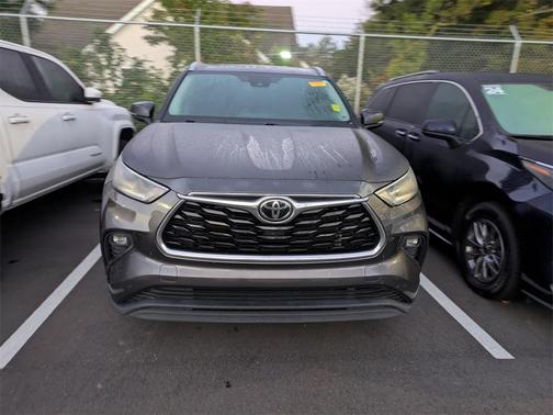 2022 Toyota Highlander Limited