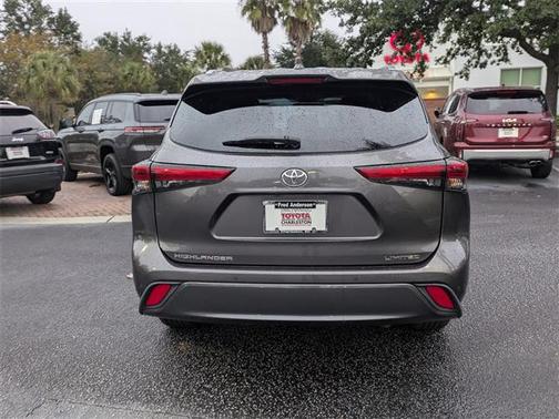 2022 Toyota Highlander Limited