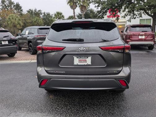 2022 Toyota Highlander Limited
