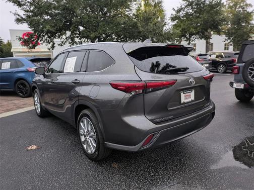 2022 Toyota Highlander Limited