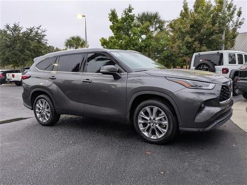 2022 Toyota Highlander Limited