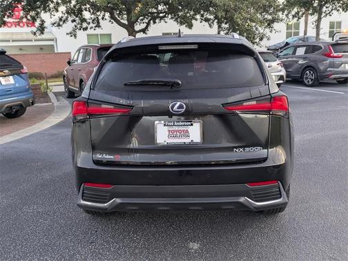 2018 Lexus NX 300h Base