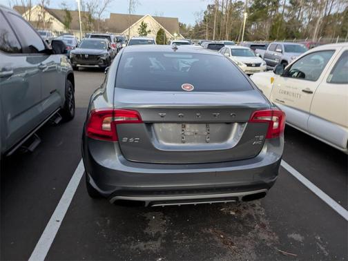 2016 Volvo S60 Cross Country T5 Platinum