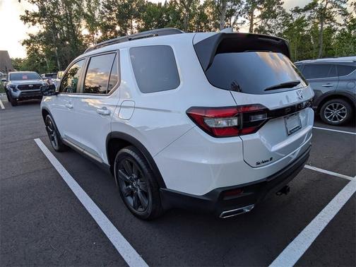 2023 Honda Pilot Sport