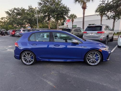 2024 Volkswagen Golf R 2.0T