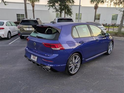 2024 Volkswagen Golf R 2.0T