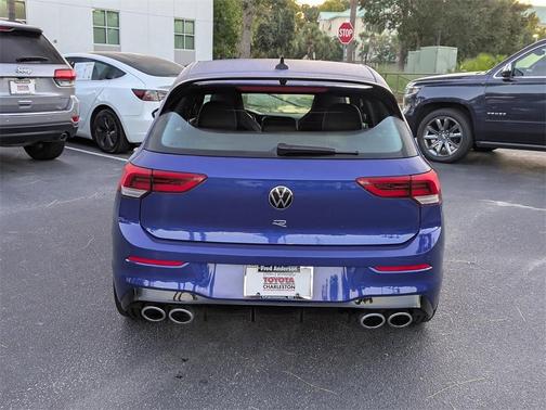 2024 Volkswagen Golf R 2.0T
