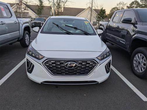 2020 Hyundai IONIQ Hybrid SEL
