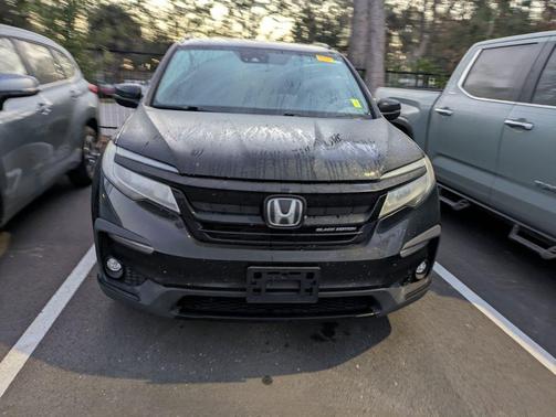 2020 Honda Pilot AWD Black Edition
