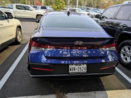 2025 Hyundai ELANTRA Sport