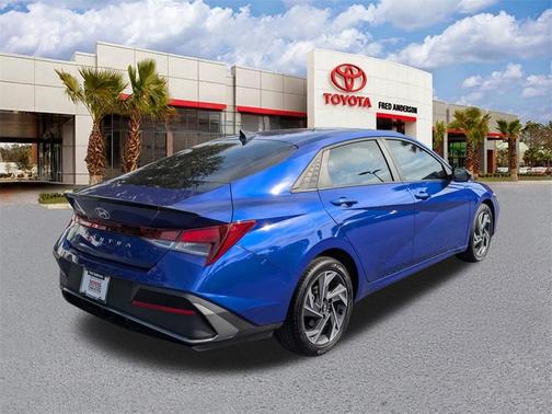 2025 Hyundai ELANTRA Sport