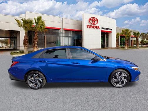 2025 Hyundai ELANTRA Sport