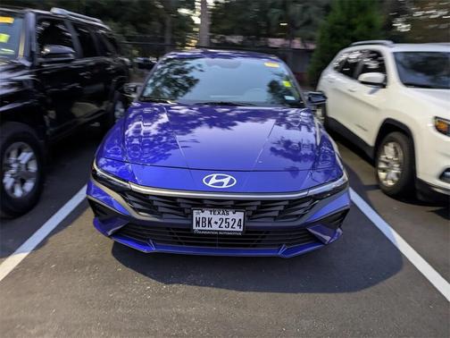 2025 Hyundai ELANTRA Sport