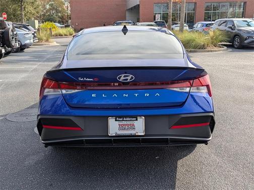 2025 Hyundai ELANTRA Sport