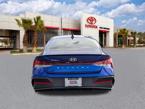 2025 Hyundai ELANTRA Sport