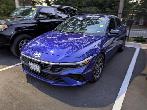 2025 Hyundai ELANTRA Sport