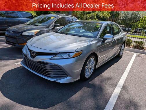 Celestial Silver Metallic 2020 Toyota Camry XLE