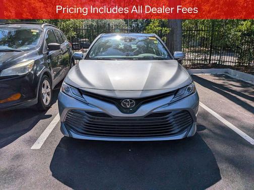 Celestial Silver Metallic 2020 Toyota Camry XLE