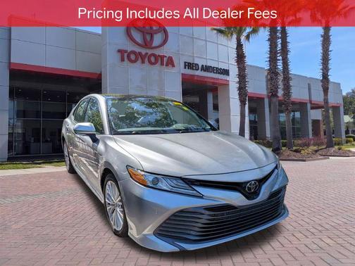 Celestial Silver Metallic 2020 Toyota Camry XLE