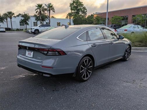 2023 Honda Accord Hybrid Touring