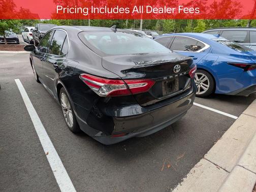 Midnight Black Metallic 2019 Toyota Camry XLE