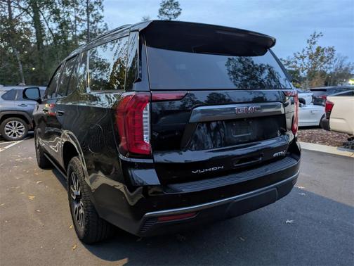 2023 GMC Yukon 4WD AT4
