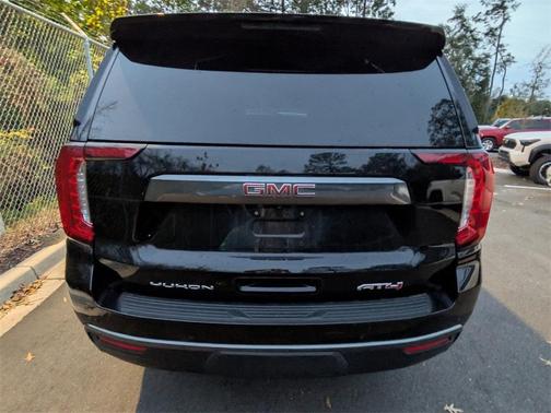 2023 GMC Yukon 4WD AT4