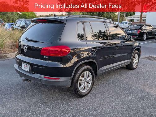 Deep Black 2017 Volkswagen Tiguan 2.0T S