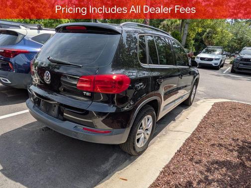 Deep Black 2017 Volkswagen Tiguan 2.0T S