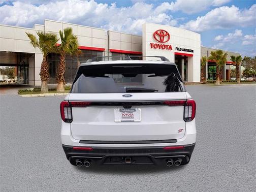 2025 Ford Explorer ST