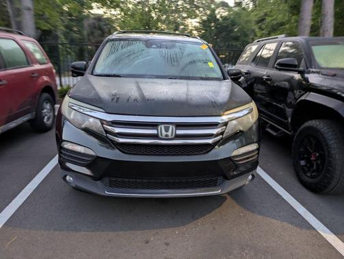 Black Forest Pearl 2018 Honda Pilot Touring