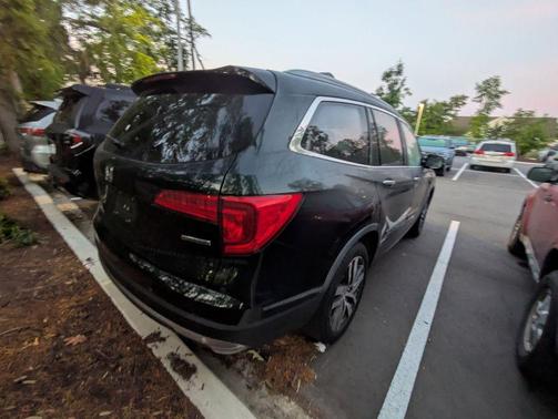 Black Forest Pearl 2018 Honda Pilot Touring